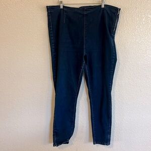 A New Day Skinny Jegging Jeans Side Zipper Size 18 / 34